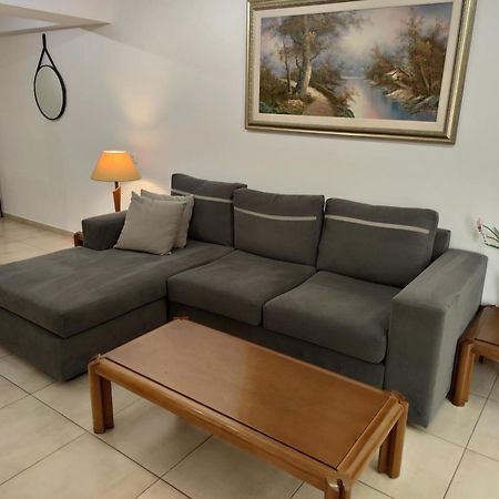 Apartment Irina เอเธนส์ ภายนอก รูปภาพ